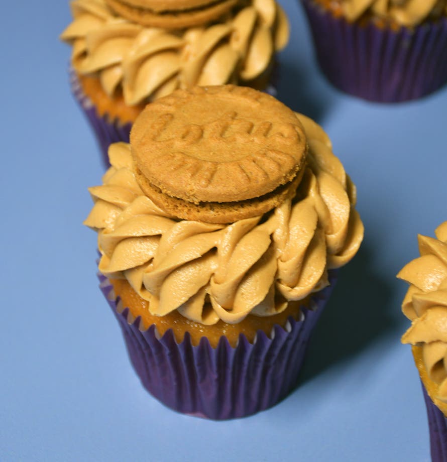 Caramel Crunch Cupcakes