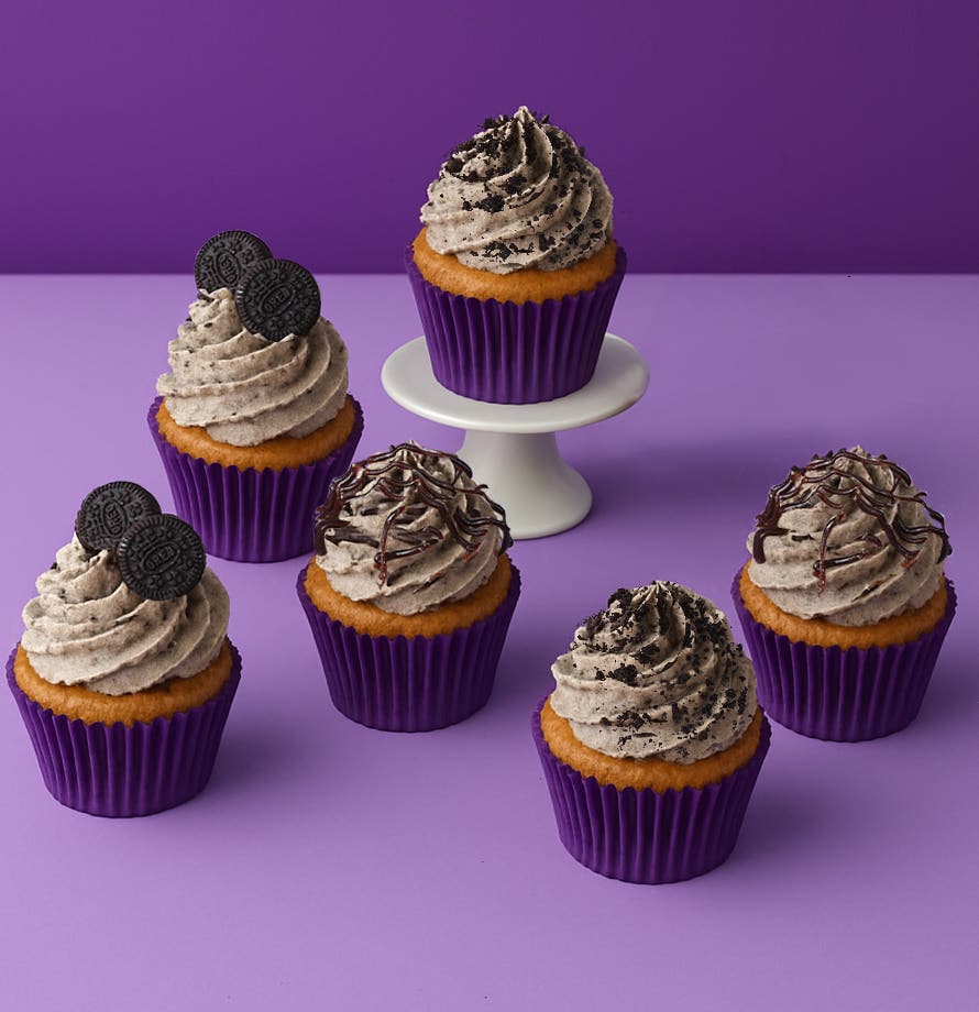 Box Of 6 Chocolate-Filled Oreo Cupcakes