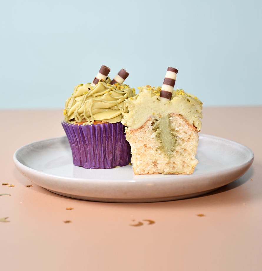 Box of 6 Pistachio Cream Cupcakes