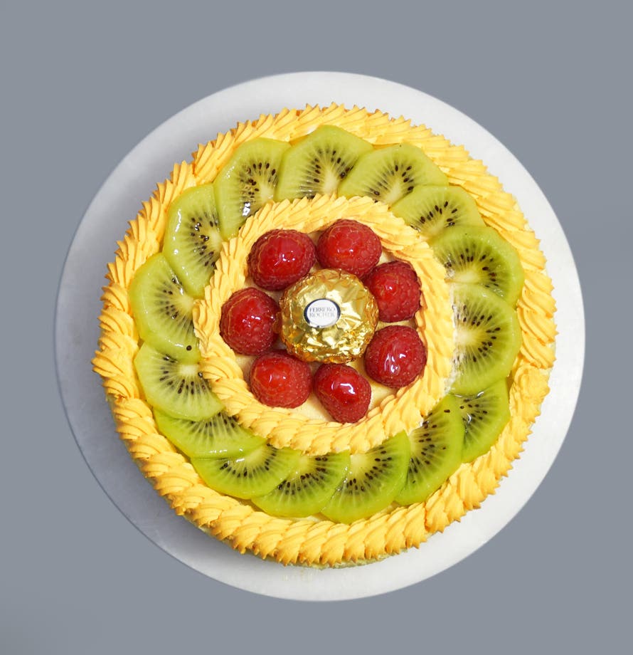 Tropical Mango Delight Cheesecake