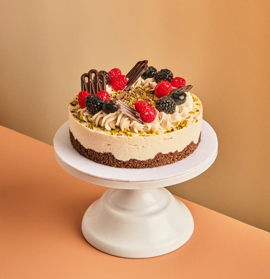 Pistachio Berry Tiramisu Cheesecake