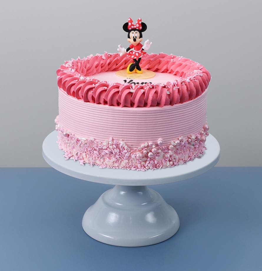 Minnie Mouse Themed Cake