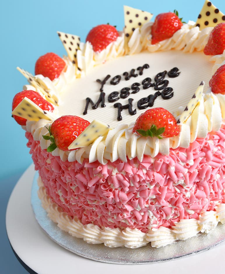 Strawberry Fan Cake