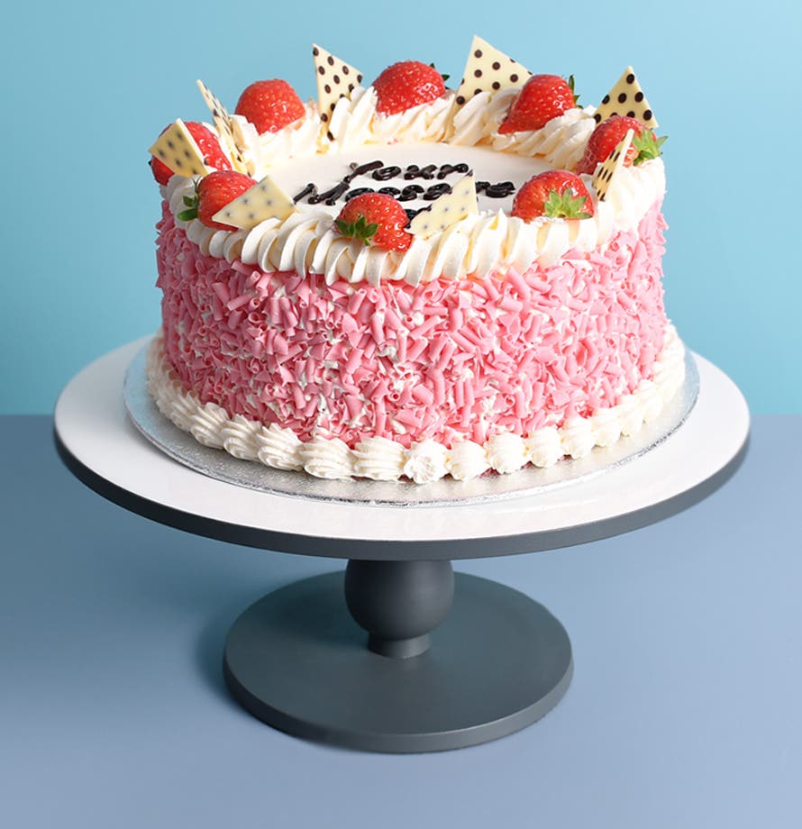 Strawberry Fan Cake