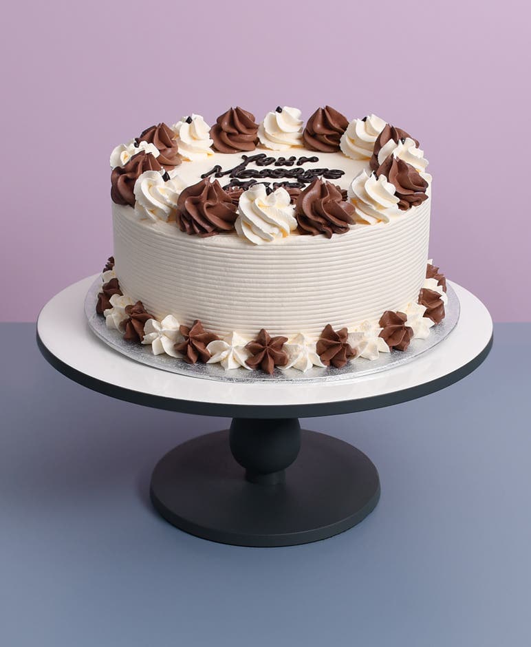 Classic White & Choc Piping