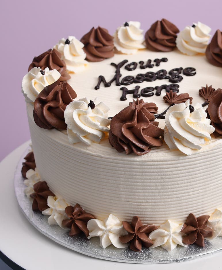 Classic White & Choc Piping