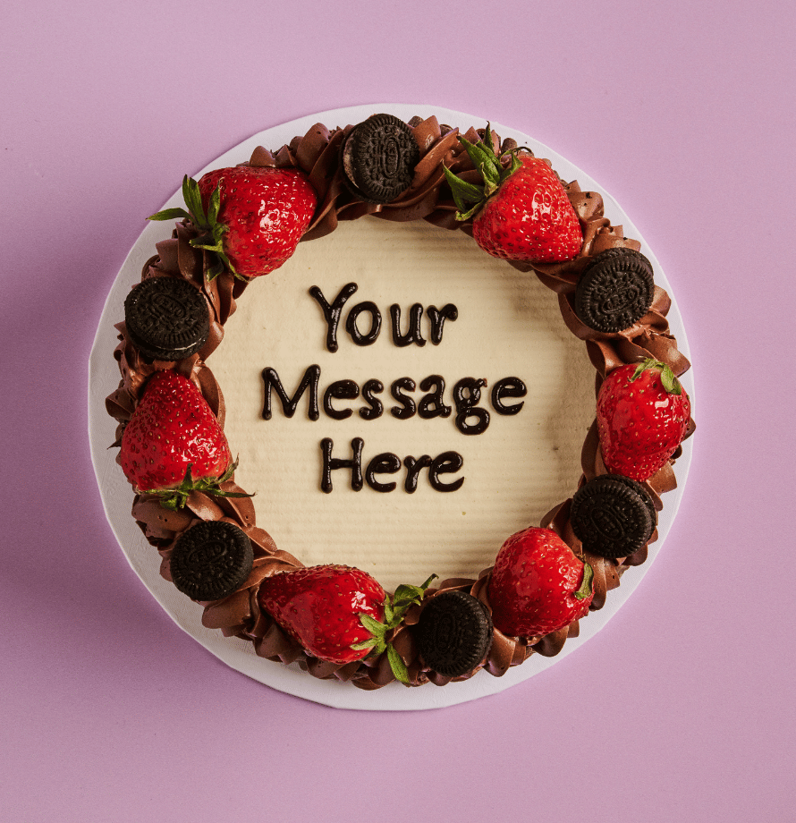 Oreo Strawberry Round Cake