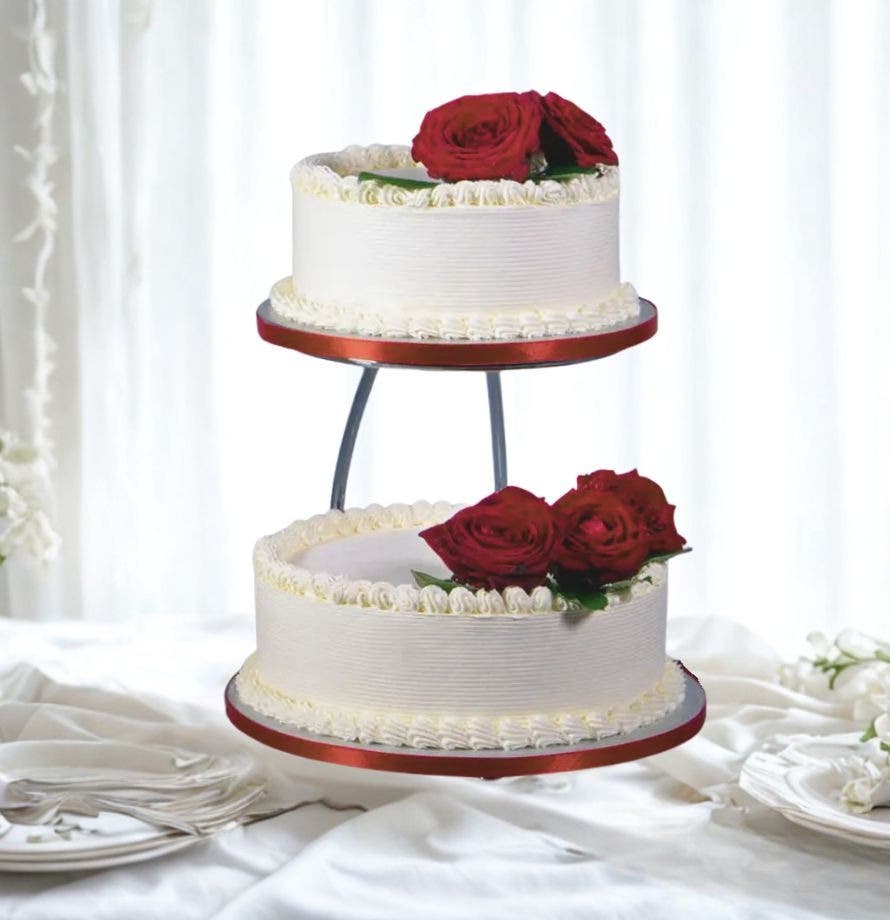 Classic Two Tier Red Roses 2