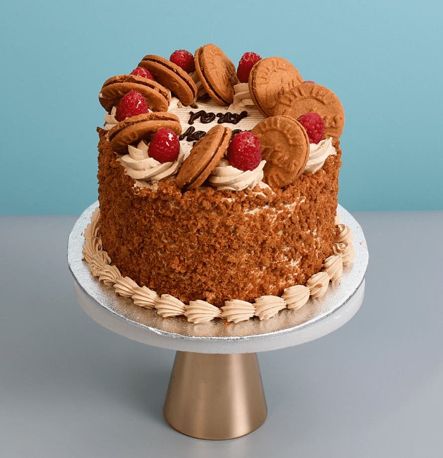 Raspberry Speculoos Bliss Round Cake