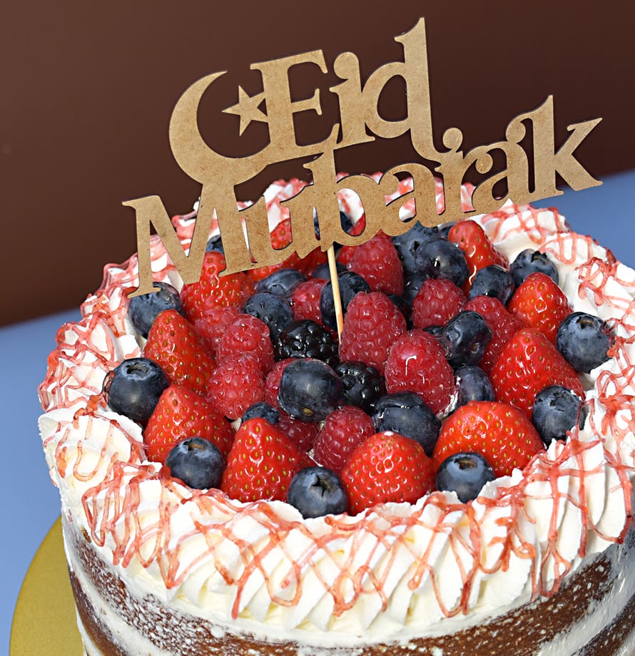 Ramadan Vanilla Berry Bliss Cake