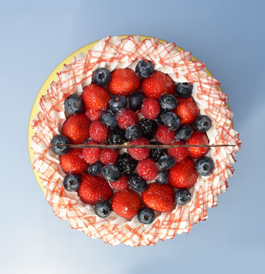 Ramadan Vanilla Berry Bliss Cake