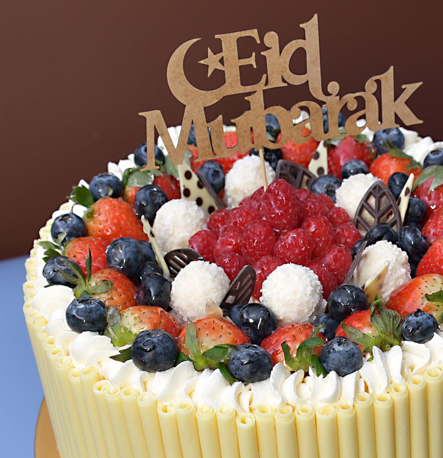 Eid White Chocolate Berry Bliss Cake
