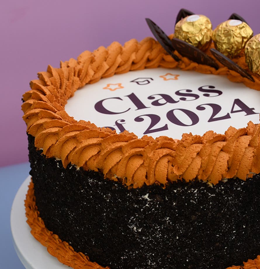Circular Graduation Photo Cake