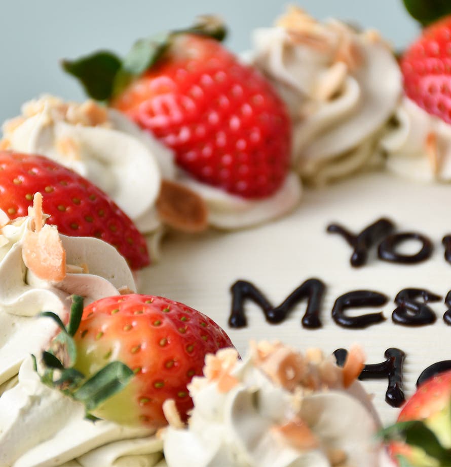 Strawberry Pistachio Cream Cake