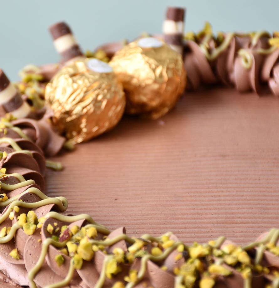 Dubai Chocolate Cake