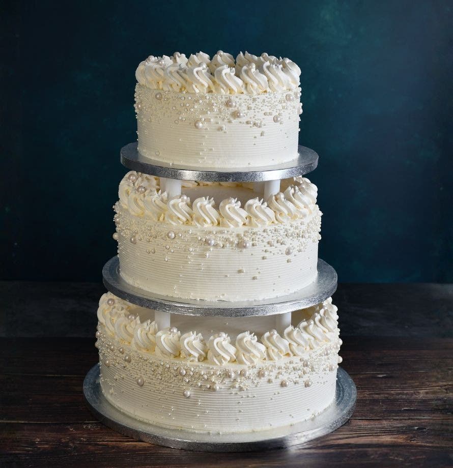 White Pearl Wedding Cake