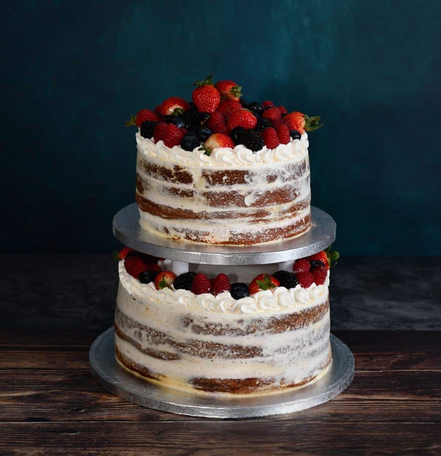 Gâteau de mariage aux fruits rouges