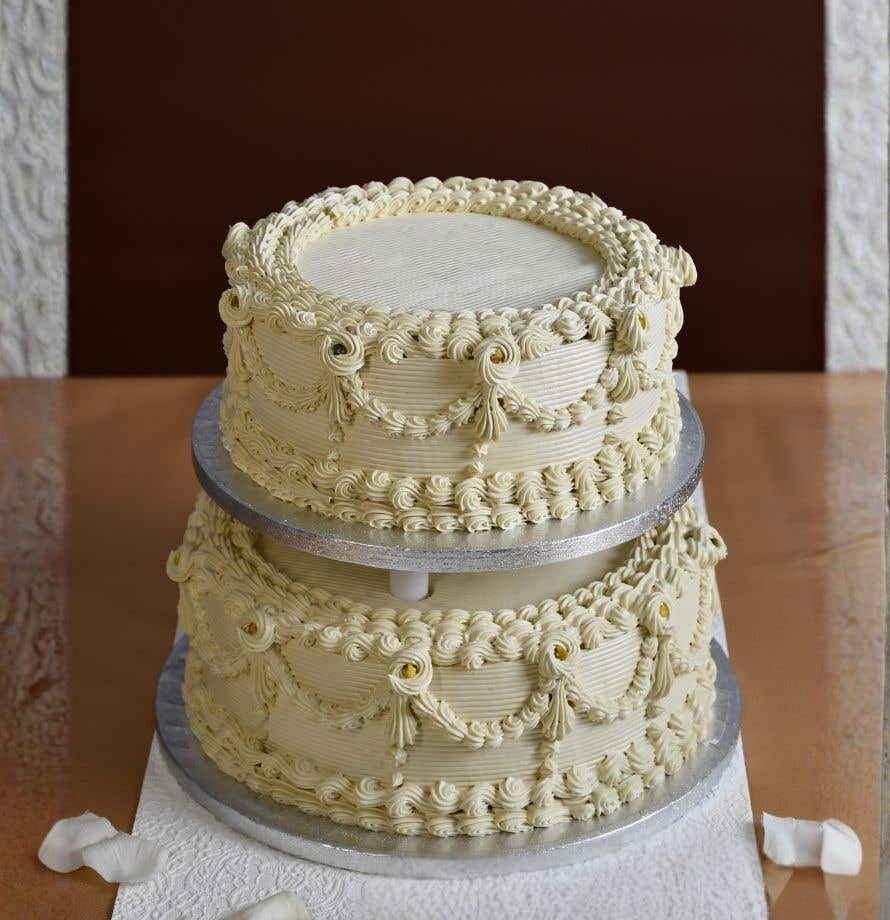 Pistachio Vintage Wedding Cake