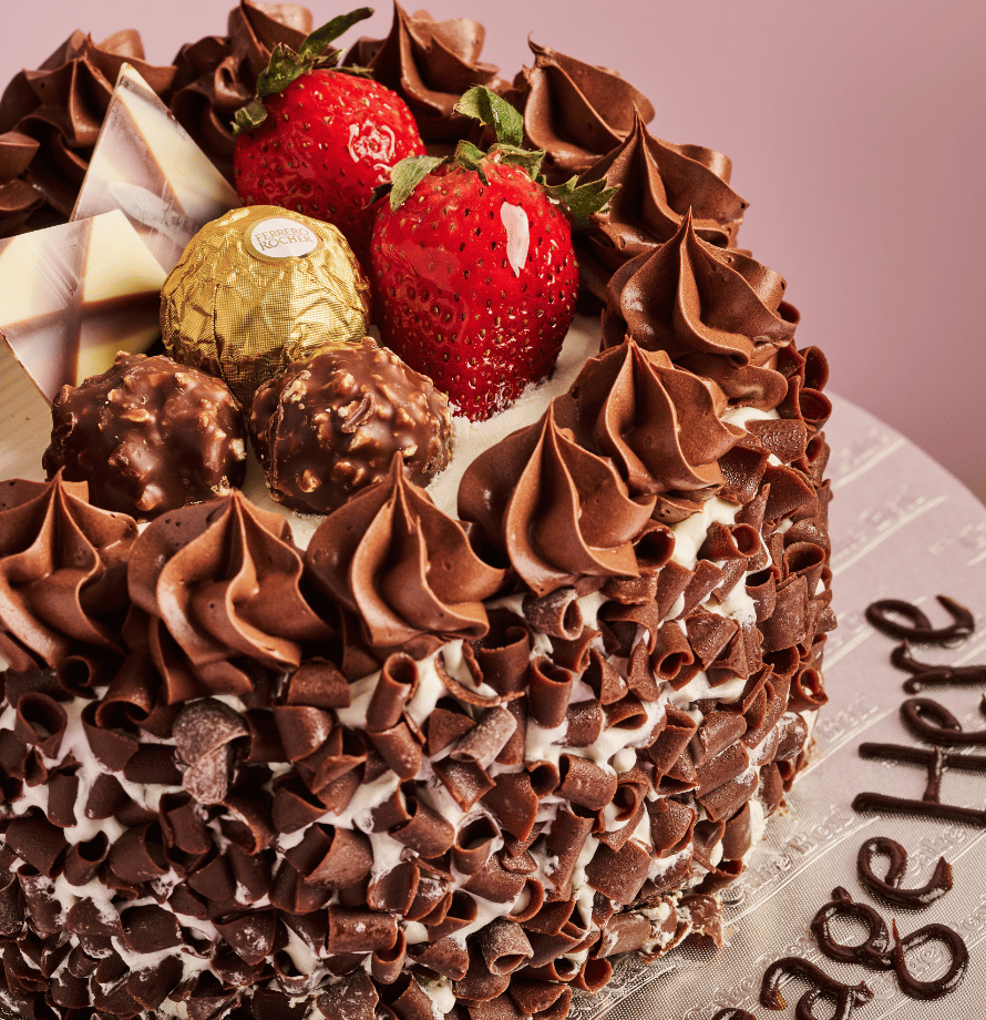 Choc Hazelnut Strawberry Cake