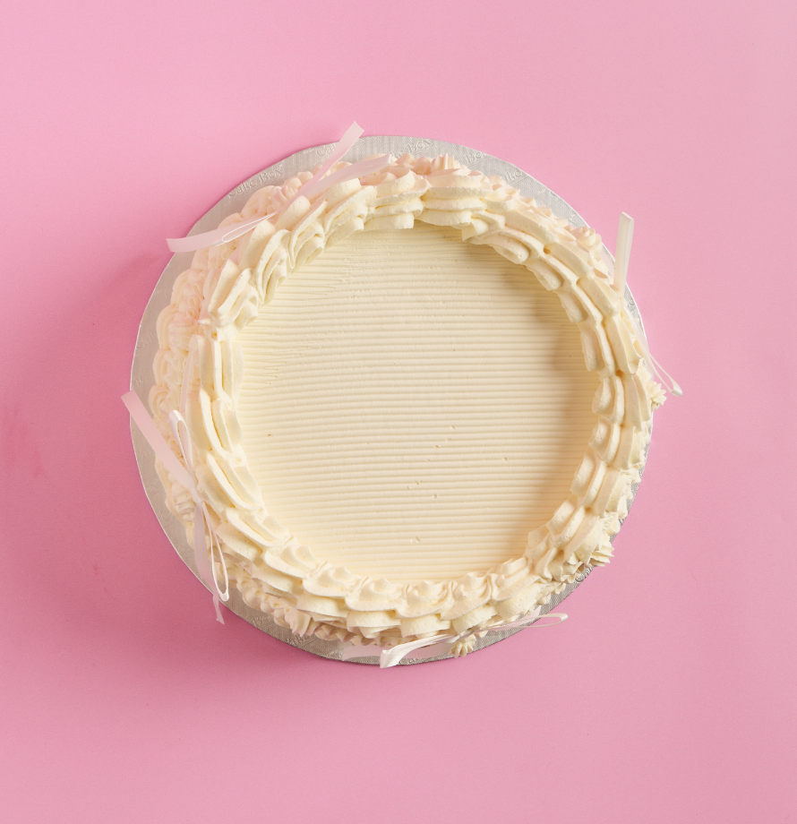 Vintage White Bow Cake