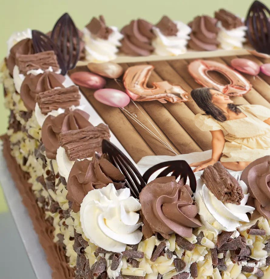 Flake Customised Photo Cake