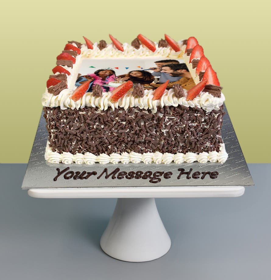 Strawberries & Flake Photo Cake