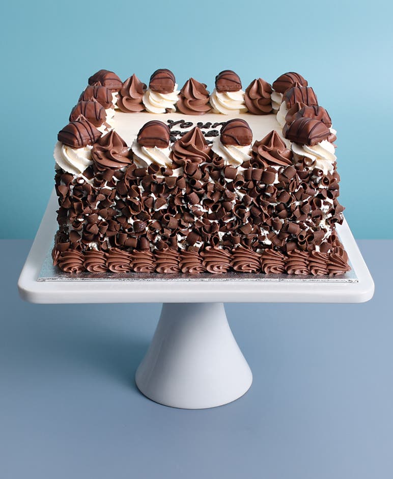 Chocolate Curls & Hazelnut Cream