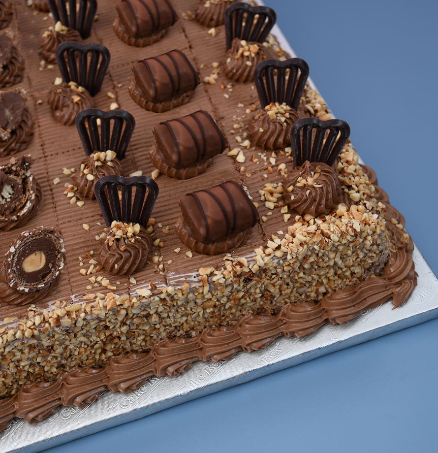 Plateau de fête croquant aux noisettes